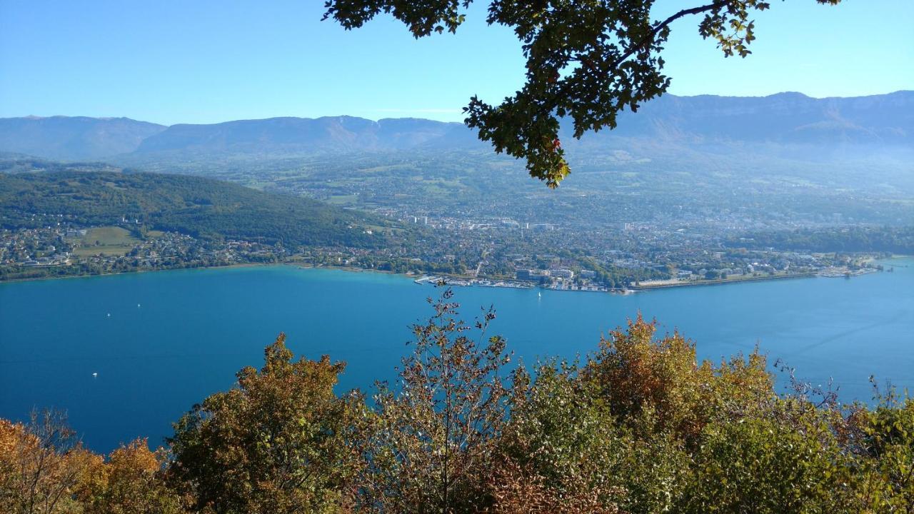 Gite Clair, Spacieux Et Cosy Avec Vue Sur Le Massif De La Chartreuse Sainte-Helene-du-Lac Luaran gambar